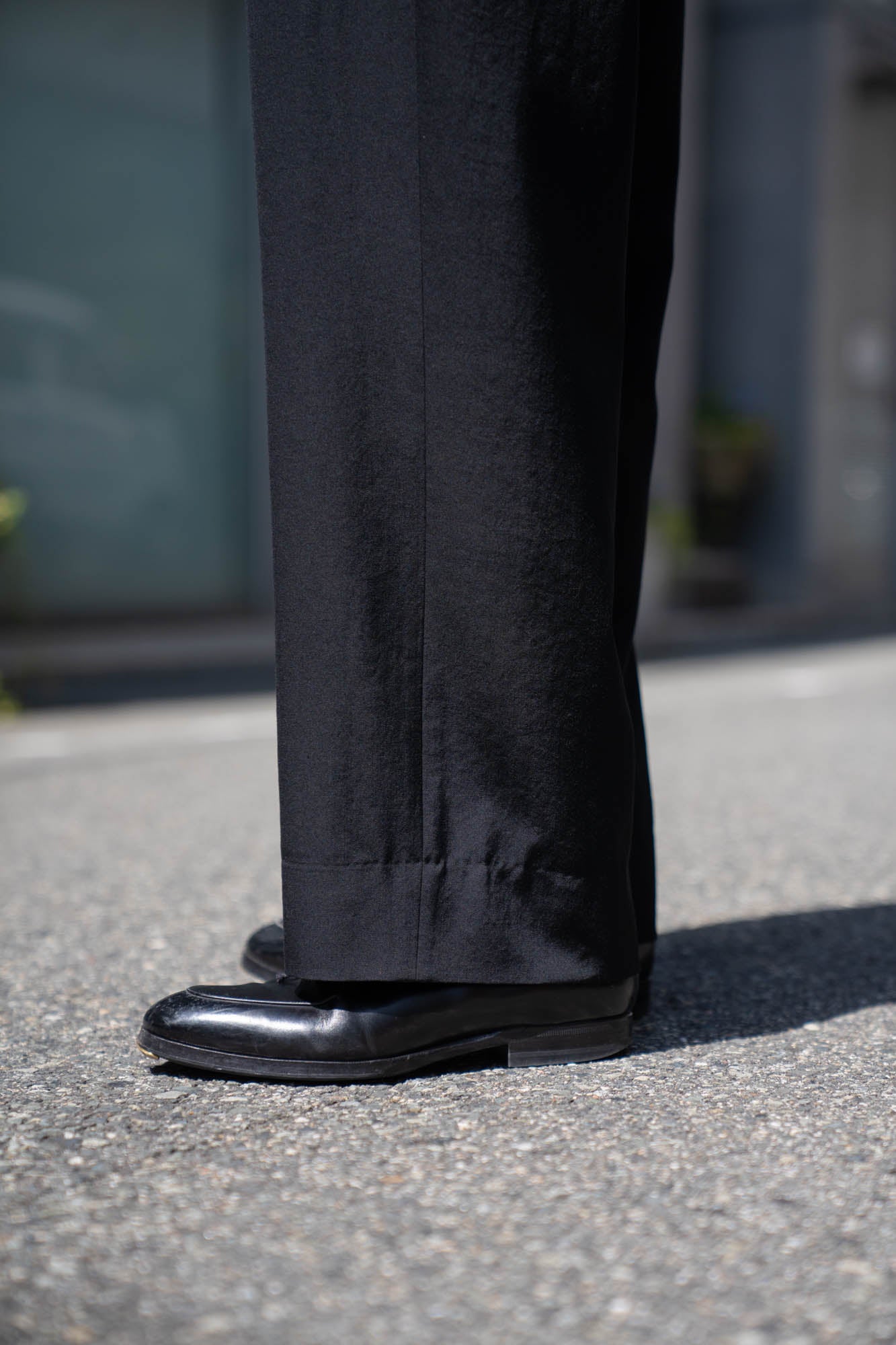 INVERTED PLEATS TROUSER