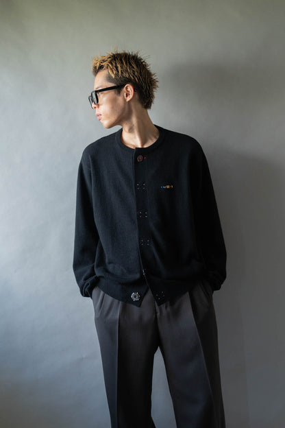 Wool knit cardigan for sign