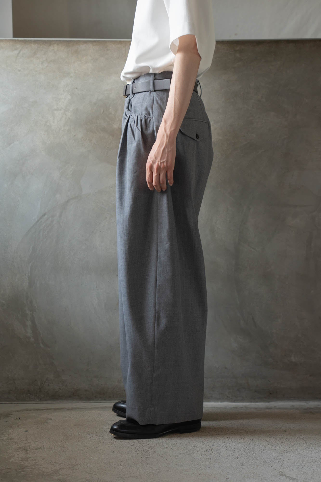 Gather-detail wool gabardine pants