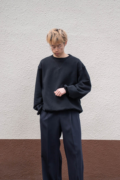 THE SWEATSHIRT