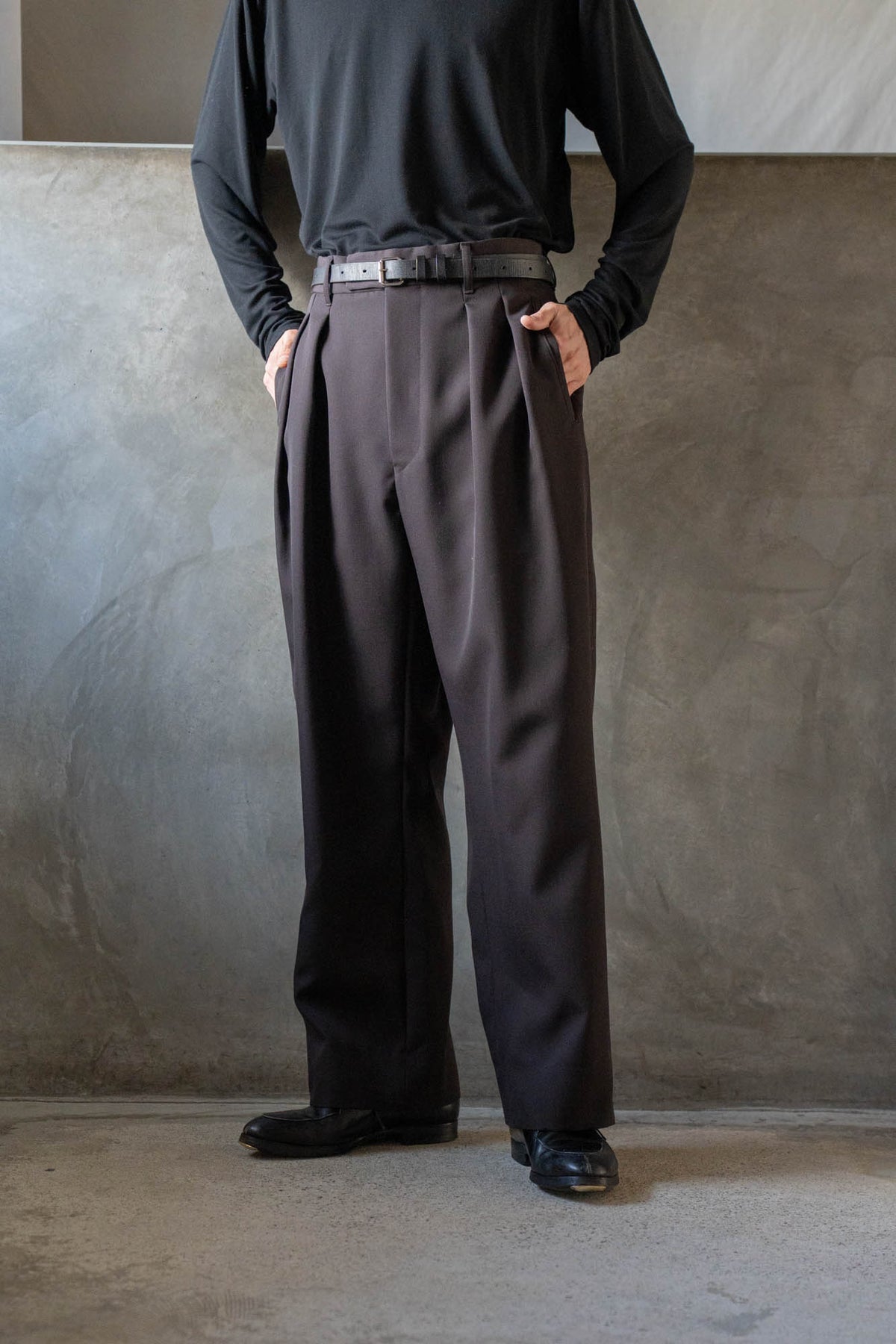 CLASSIC TROUSERS