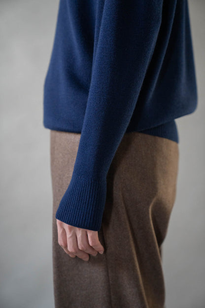 META SWEATER