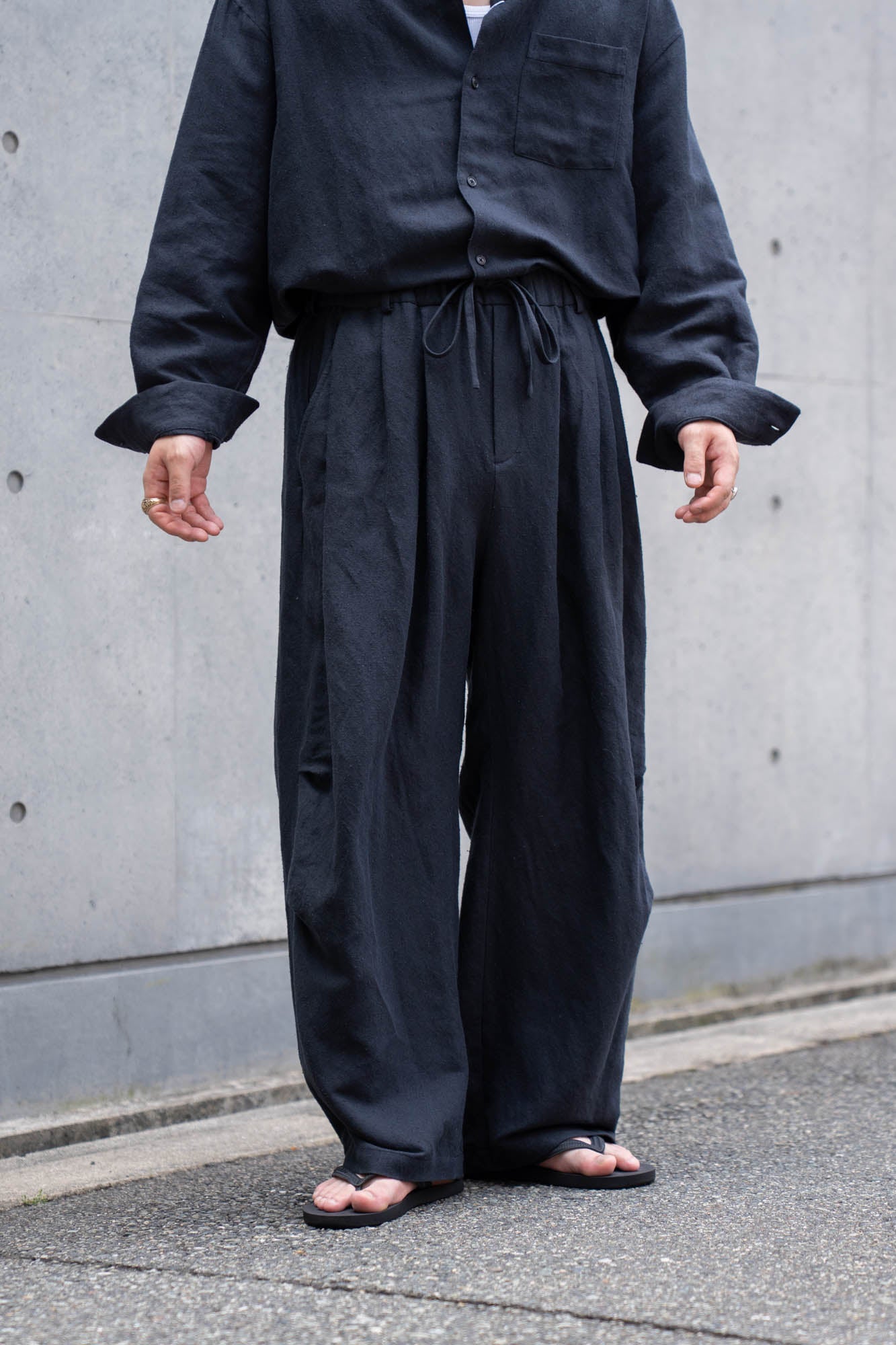 Linen Silk Wide Knee Tuck Pants