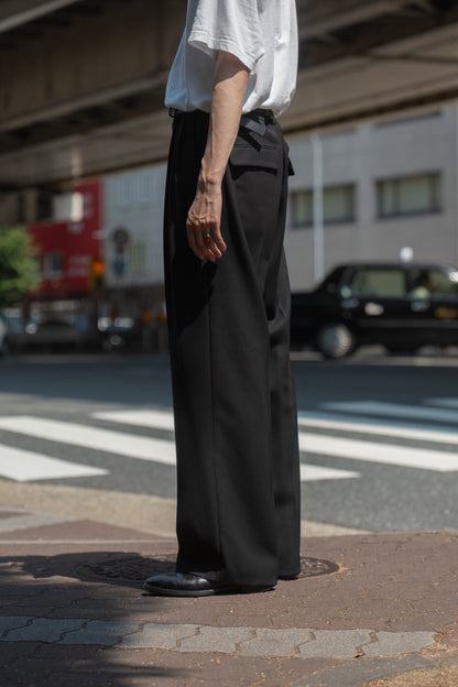 sign別注 TWO TUCKS WIDE TROUSERS