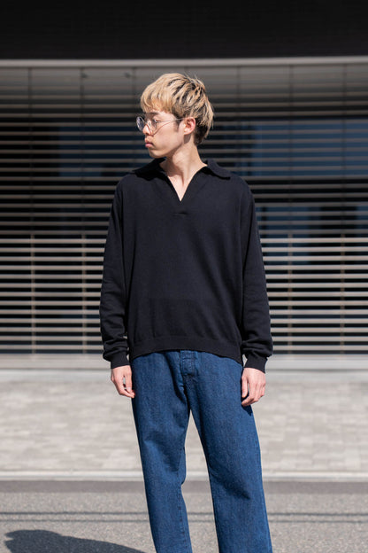 BUTTONLESS POLO SHIRTS