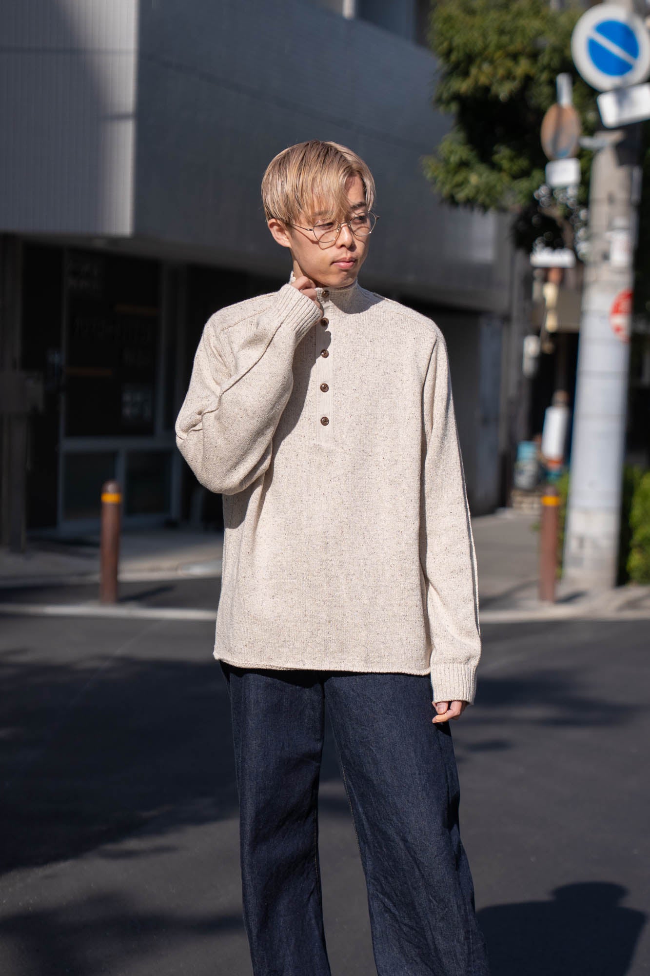 BOTTLE-NECK KNIT PULLOVER