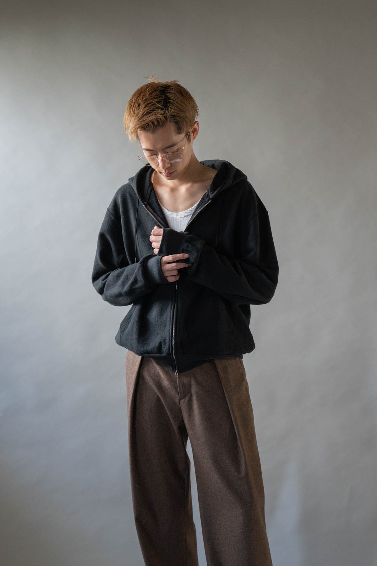 OFFICE ZIP HOODIE
