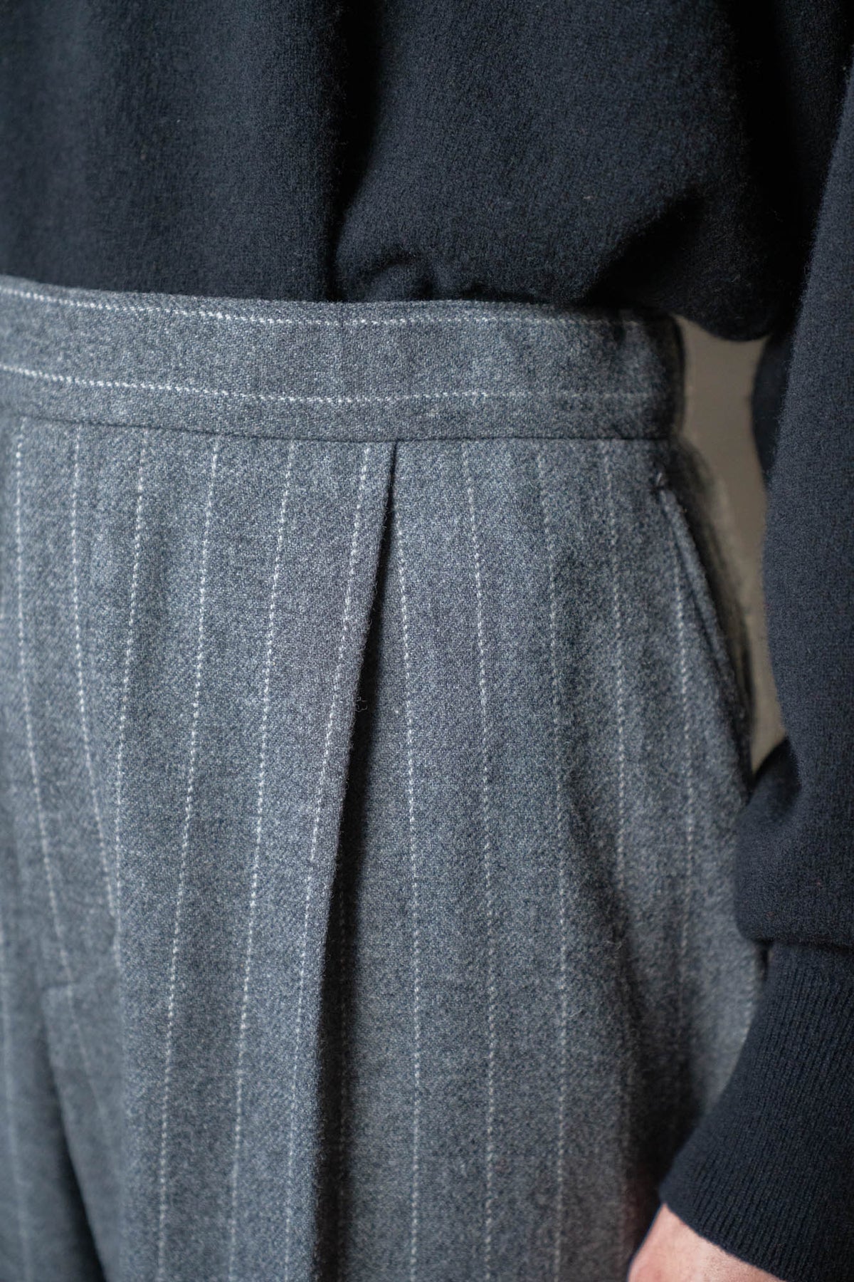 TACKED TROUSERS-TW