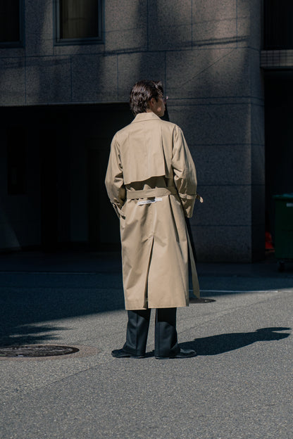 Pleats Yoke Coat