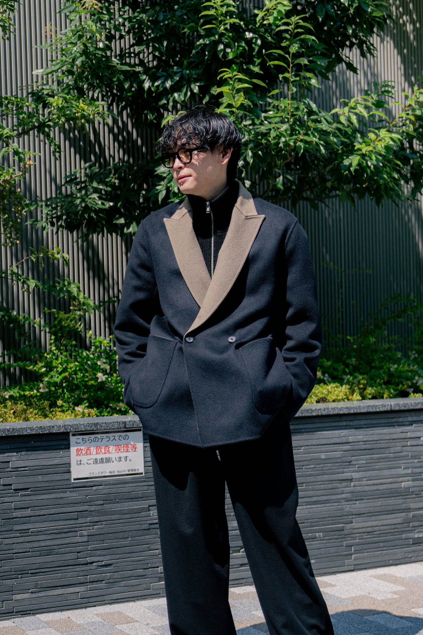 REVERSIBLE PEAK LAPEL JACKET