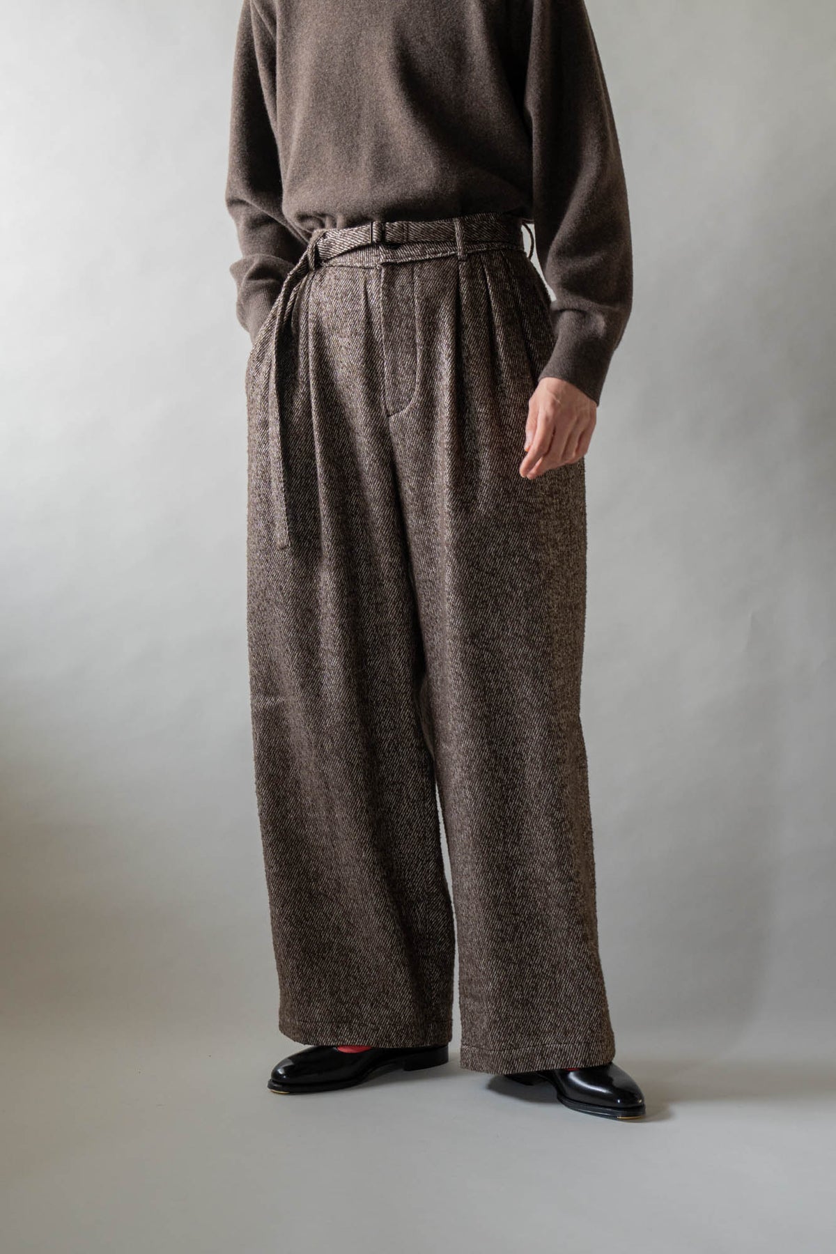 BELTED WIDE PANTS