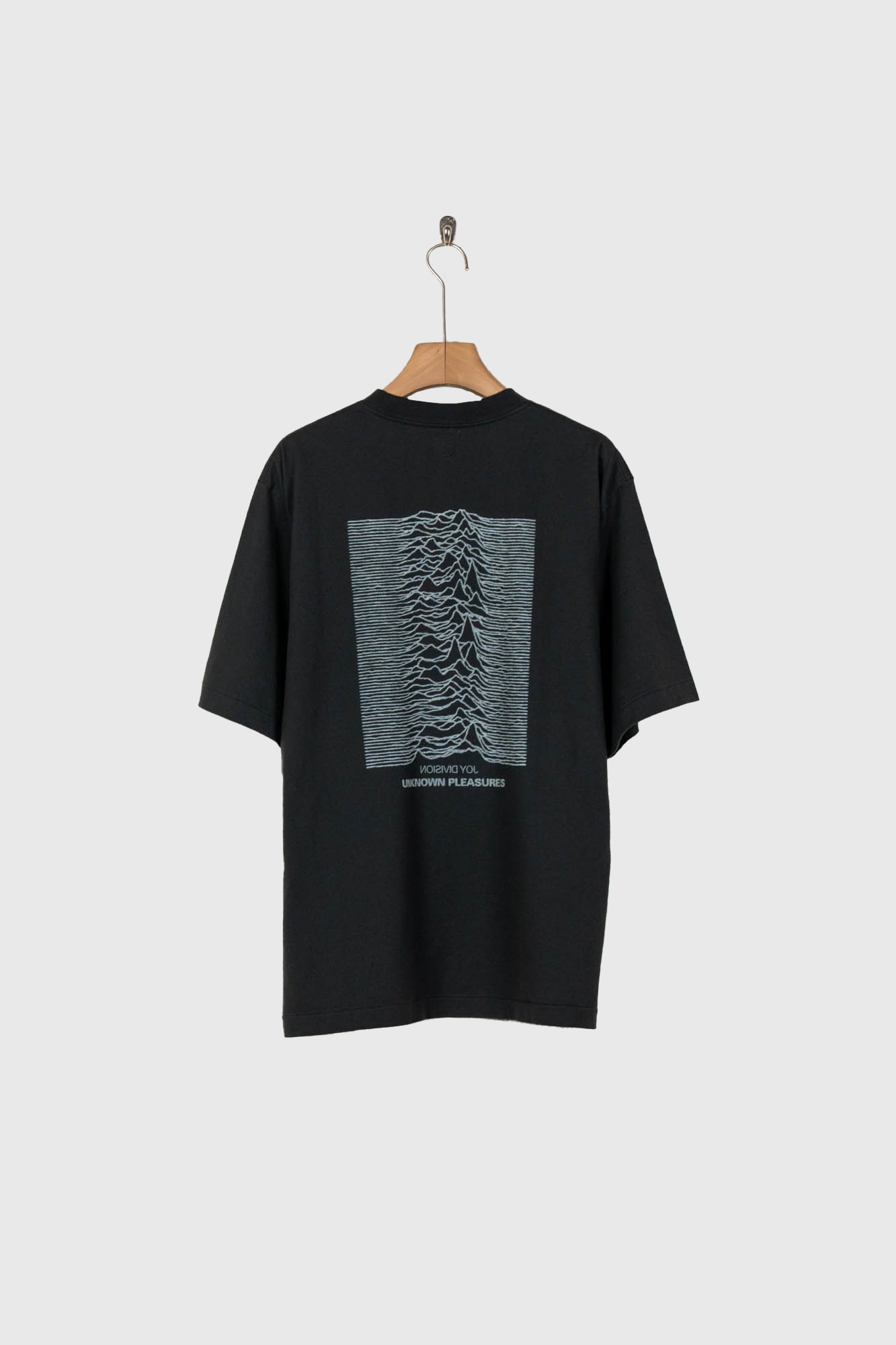 JD UNKNOWN PLEASURES Invert STANDARD