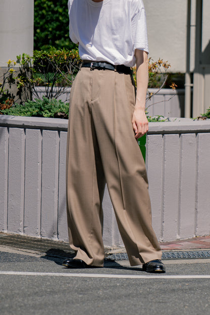 TWO TUCKS WIDE TROUSERS