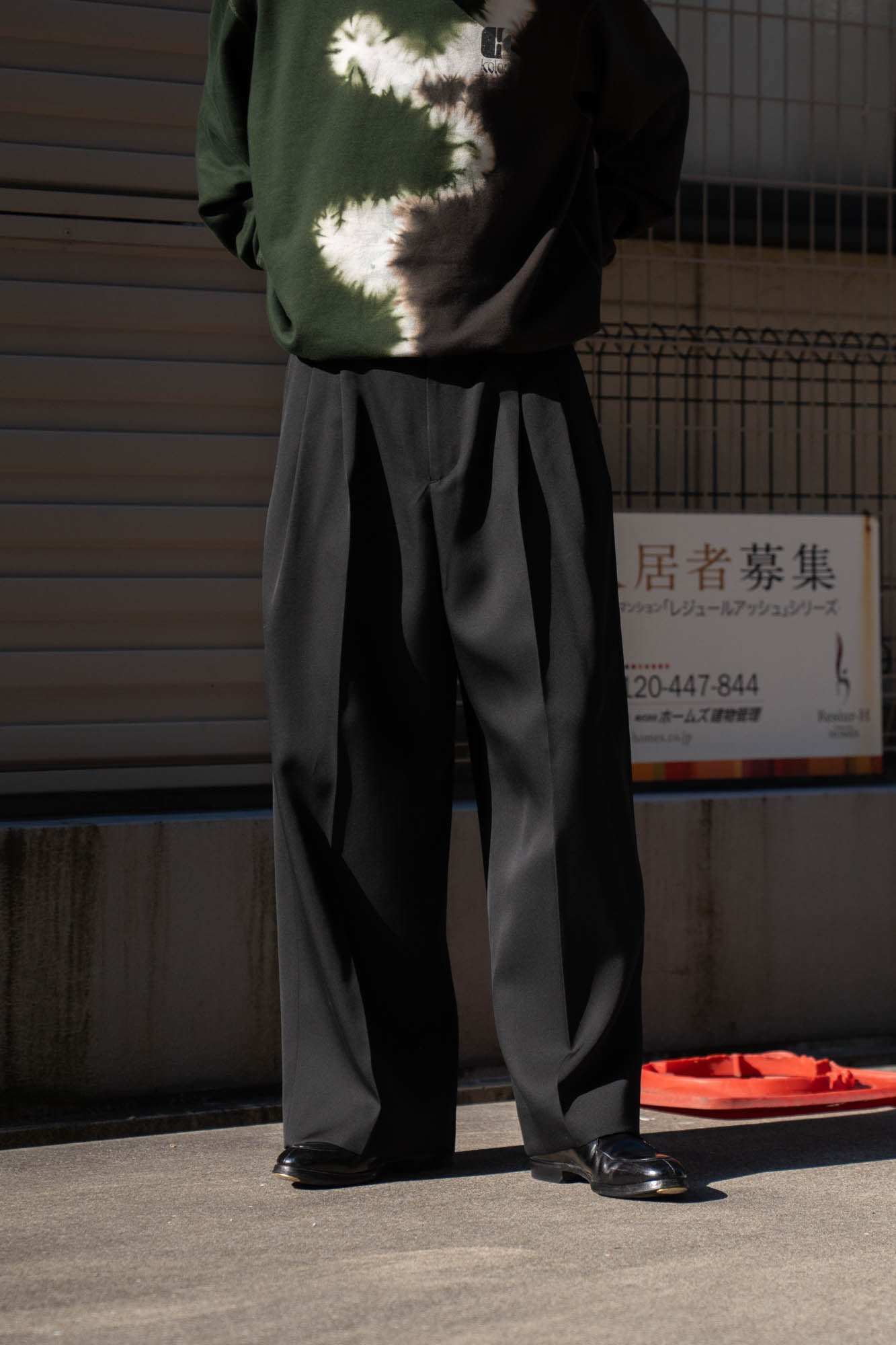 Extra Volumed Tapered Pants