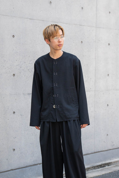 No-collar wool gabardine jacket