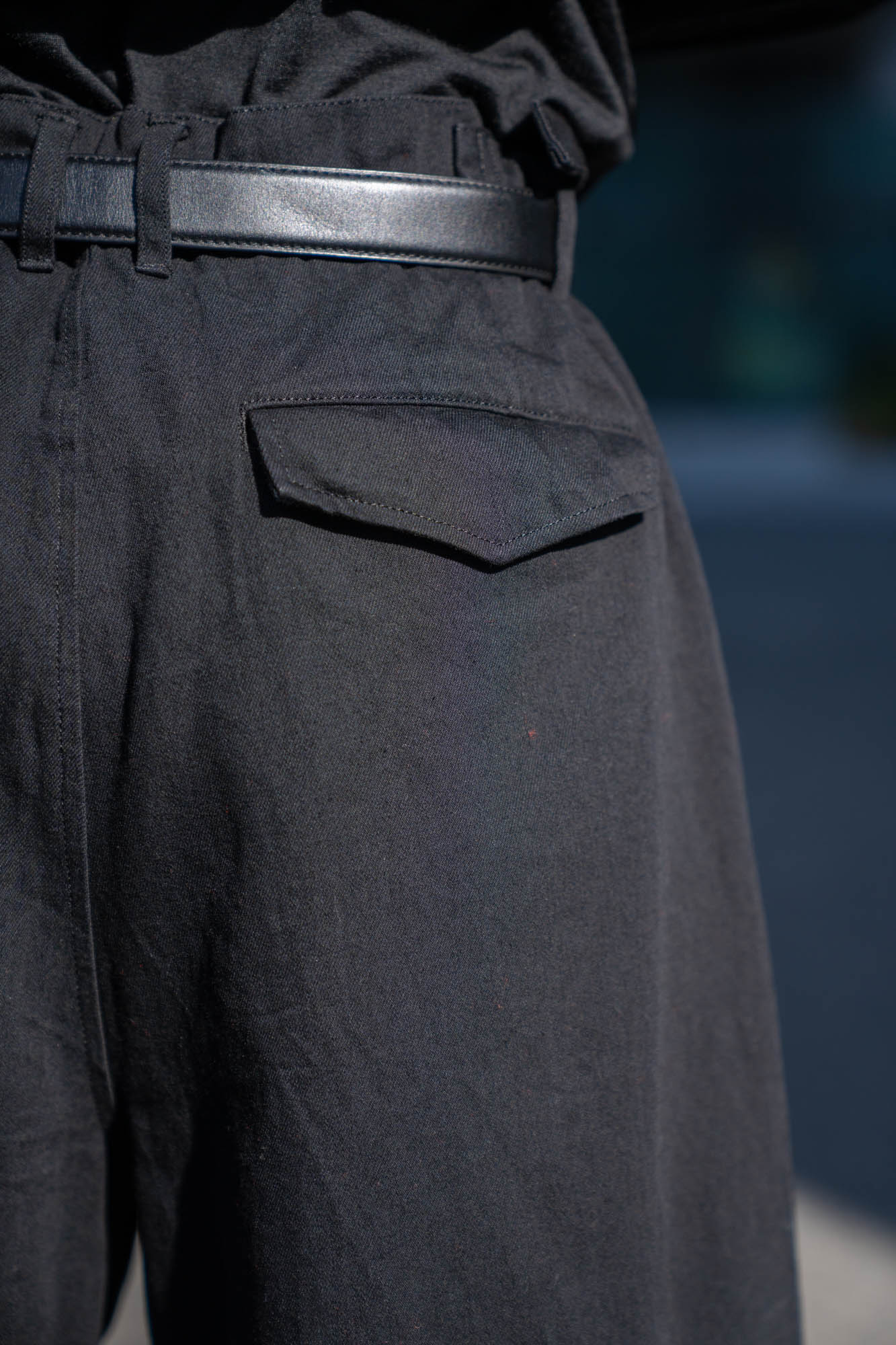 TWO TUCKS BUGGY PANTS