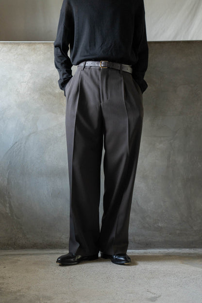 TWO-TUCKS WIDE TROUSERS