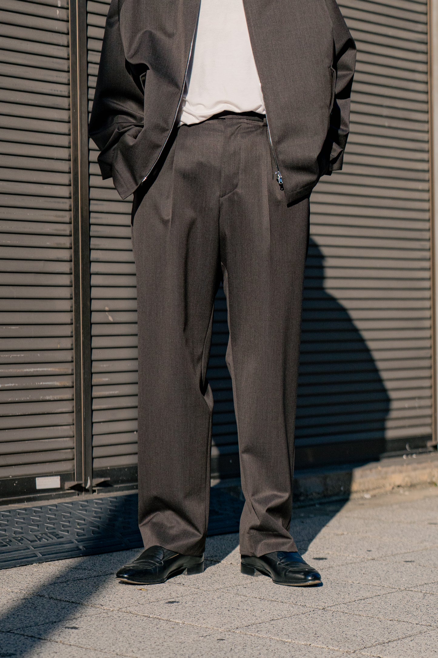 1 PLEATS TROUSER