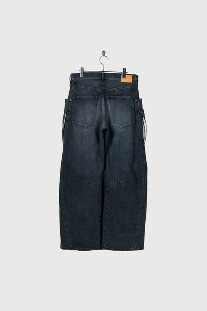3D cutting denim pants
