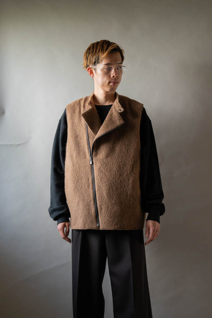 Single Vest Wool Angola Shaggy