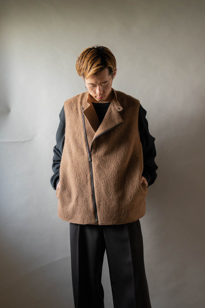 Single Vest Wool Angola Shaggy