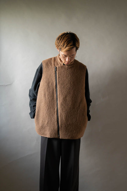 Single Vest Wool Angola Shaggy