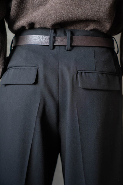 TWO-TUCKS WIDE TROUSERS