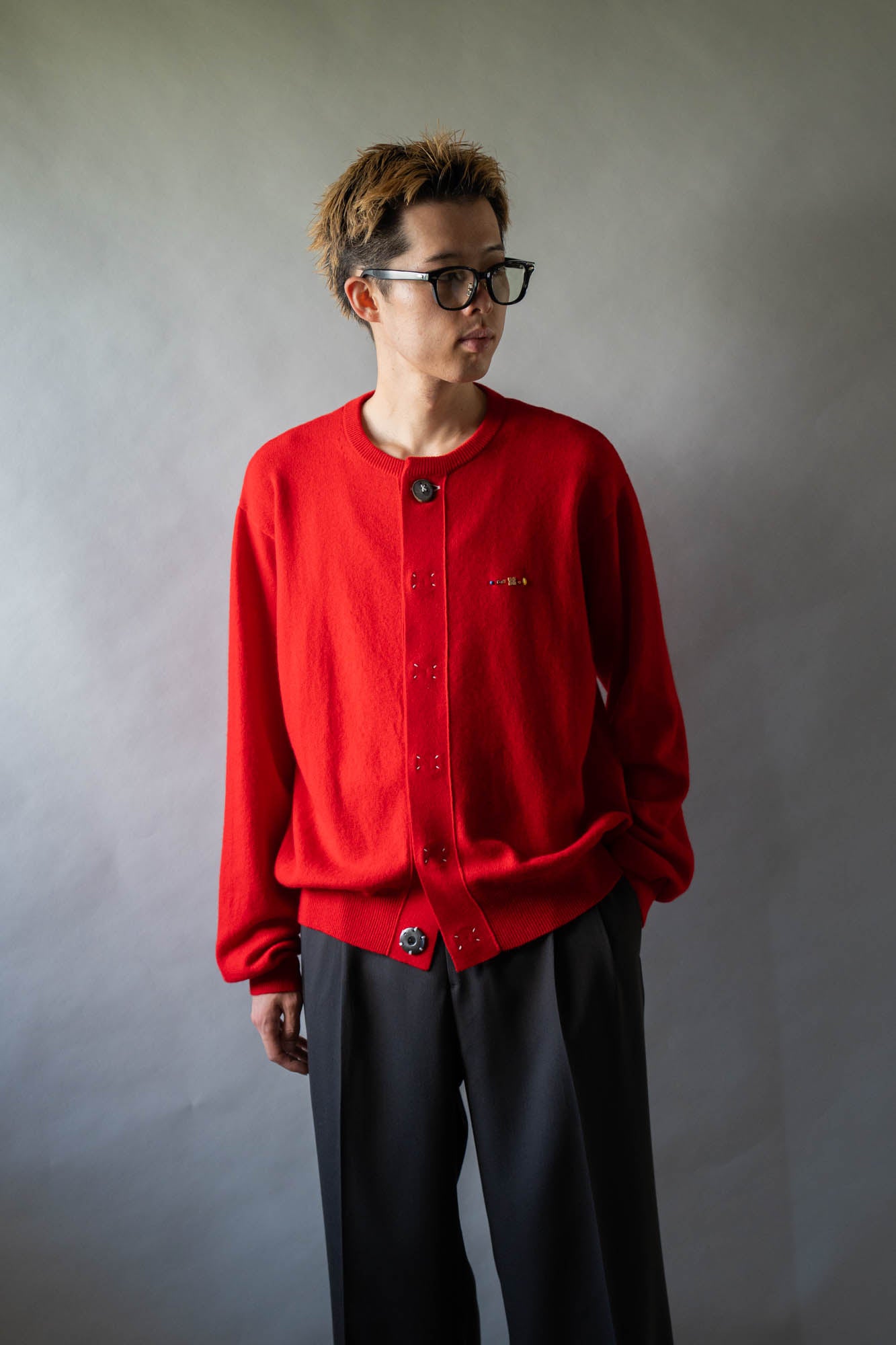 Wool knit cardigan for sign