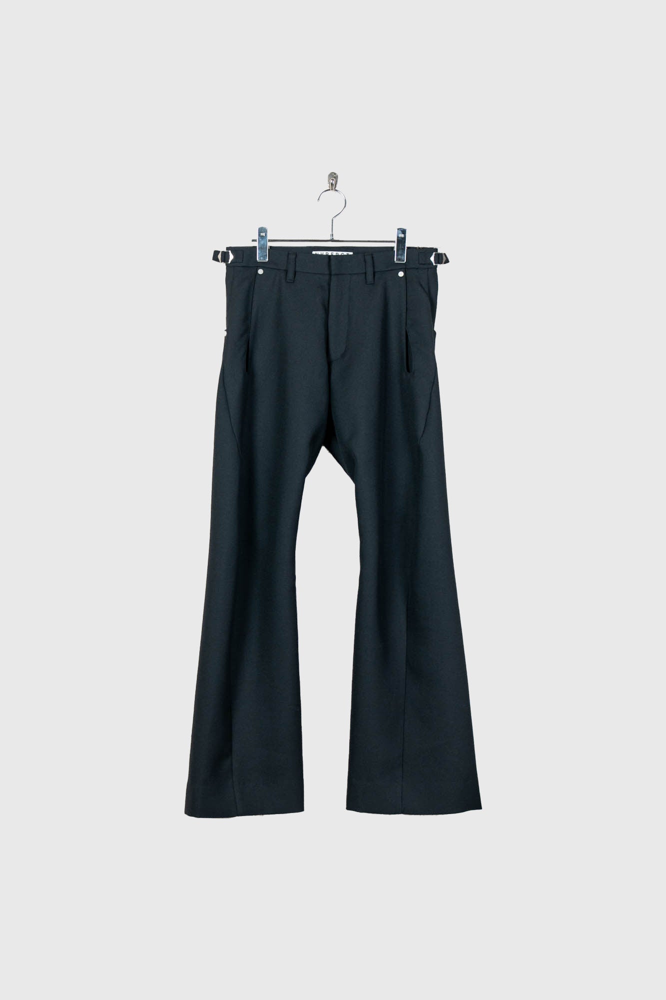 3D TWISTED TAILORED PANTS