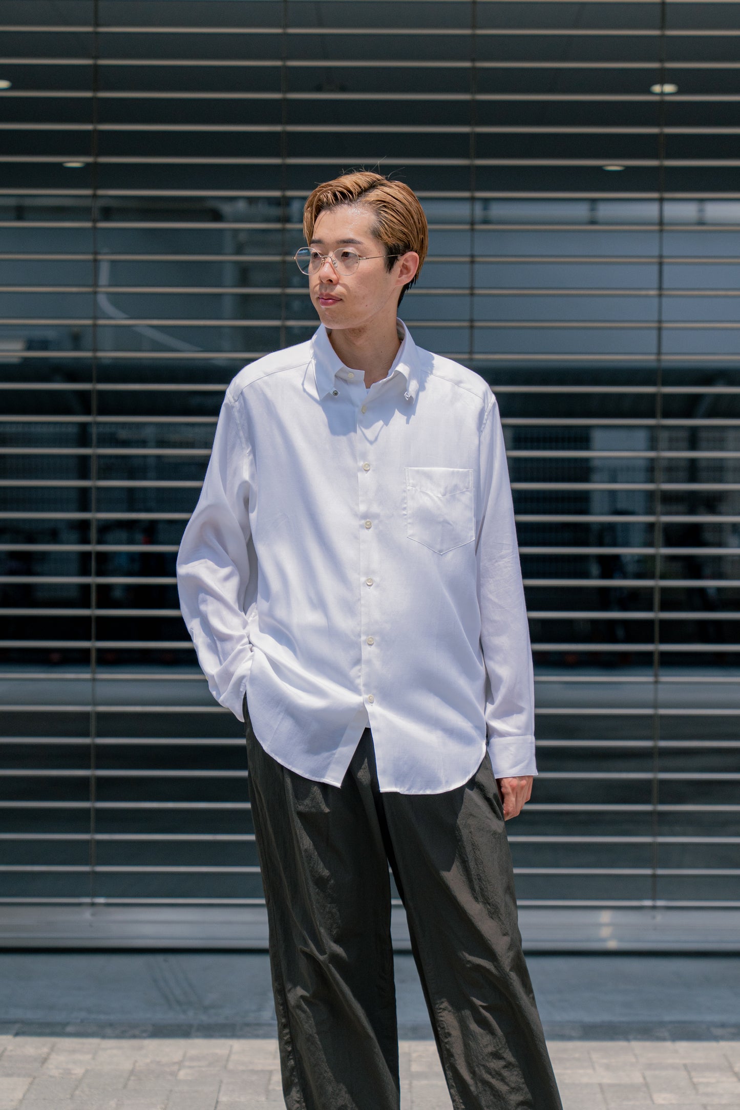 REGULAR FIT TAB COLLAR SHIRT.14