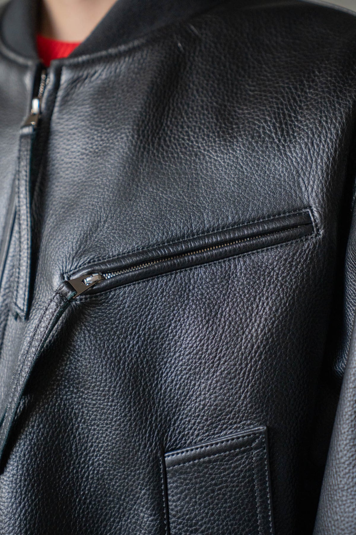 BOMBER JACKET
