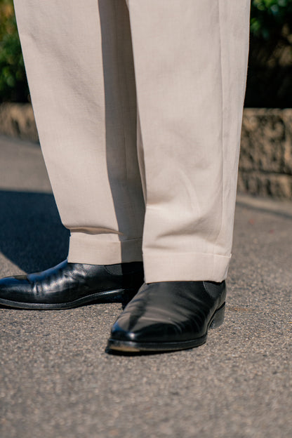 TWO TUCKS TAPERED TROUSERS