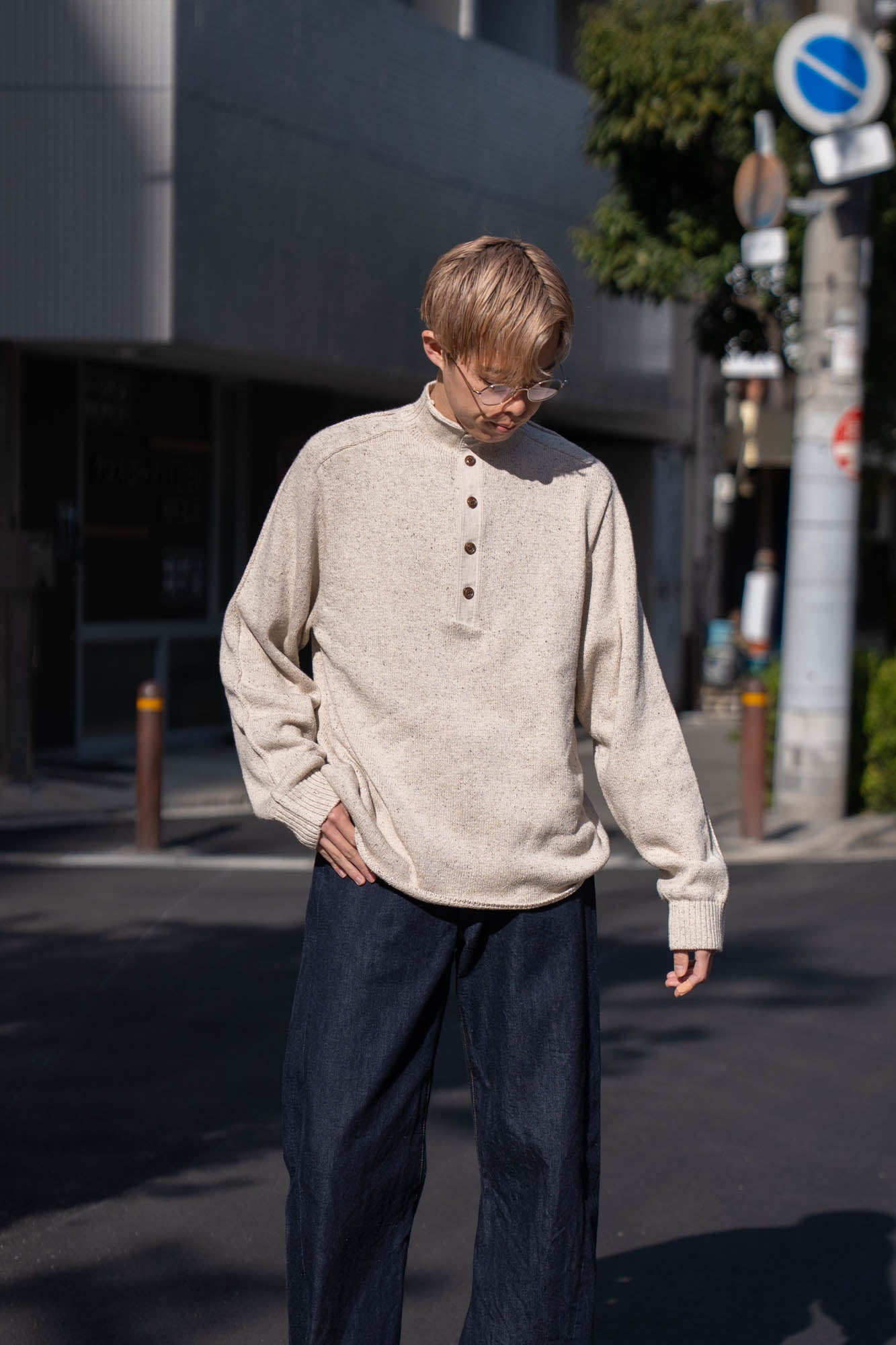 BOTTLE-NECK KNIT PULLOVER