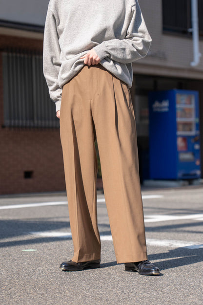 TWO TUCKS WIDE TROUSERS