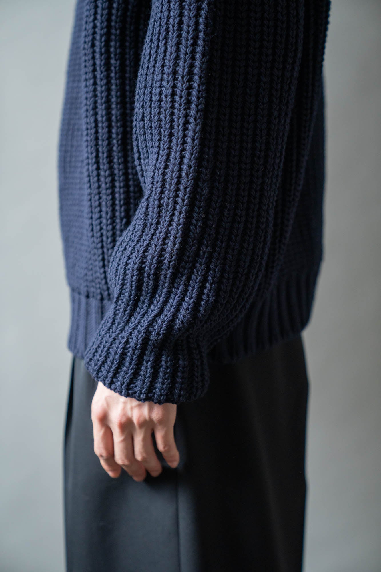 Belt. Slit Knit in Merinos d`Arles
