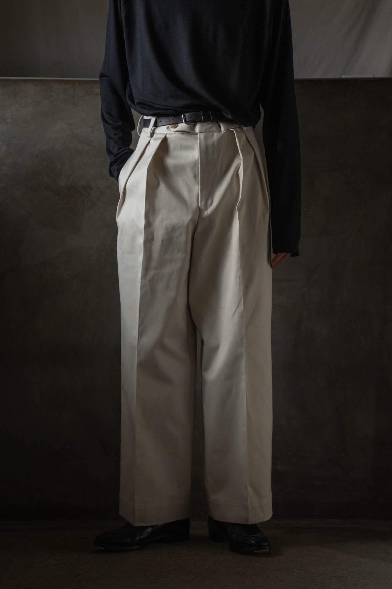 COTTON GABA 2TUCK WIDE SLACKS