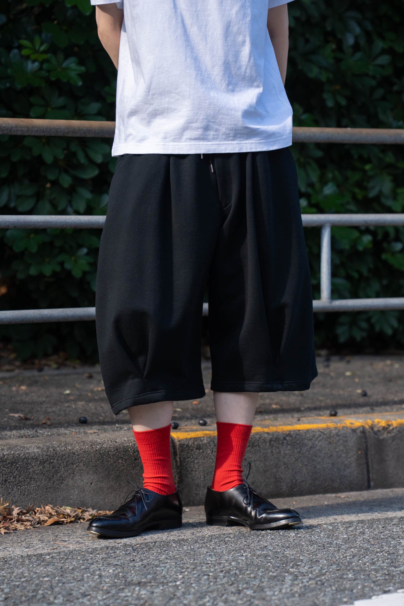 Pleated Balloon Sweat Shorts