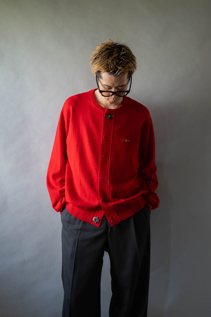 Wool knit cardigan for sign