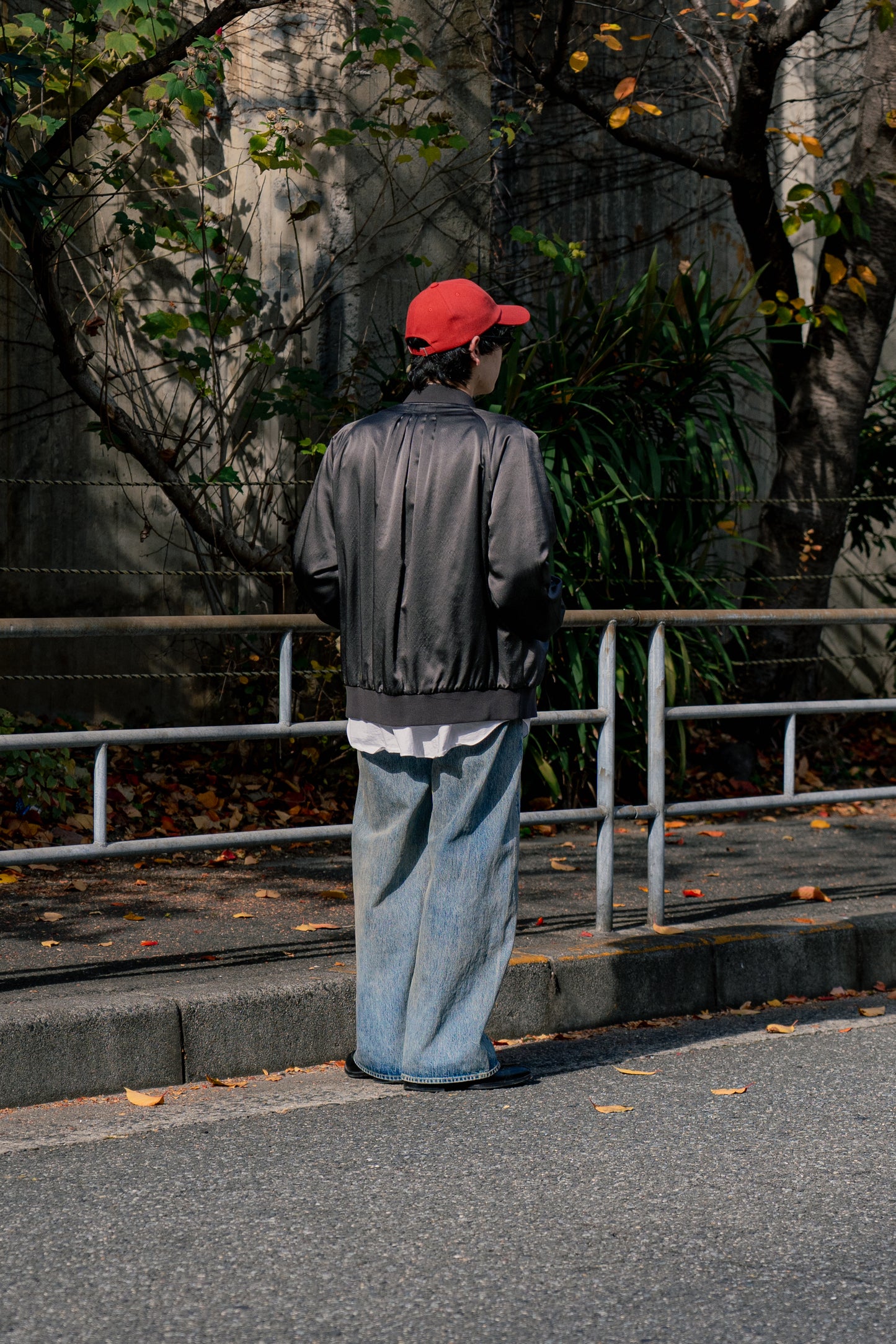 BOMBER JACKET