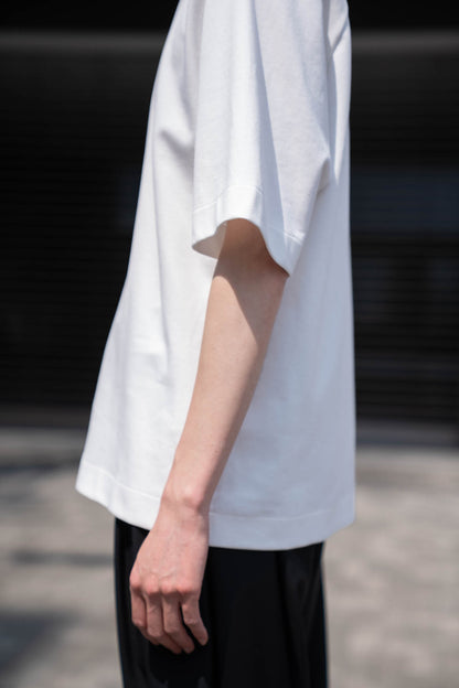 HALF-SLEEVED T-SHIRT