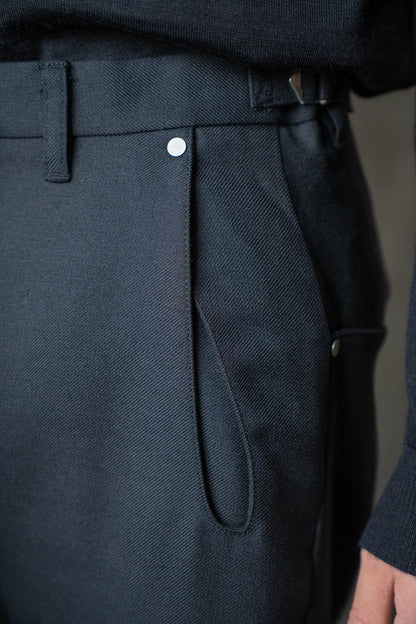3D TWISTED TAILORED PANTS