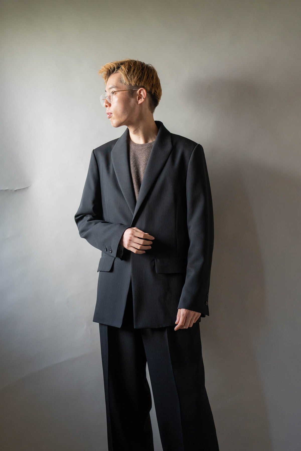 MODIFIED SHAWL-COLLAR JACKET