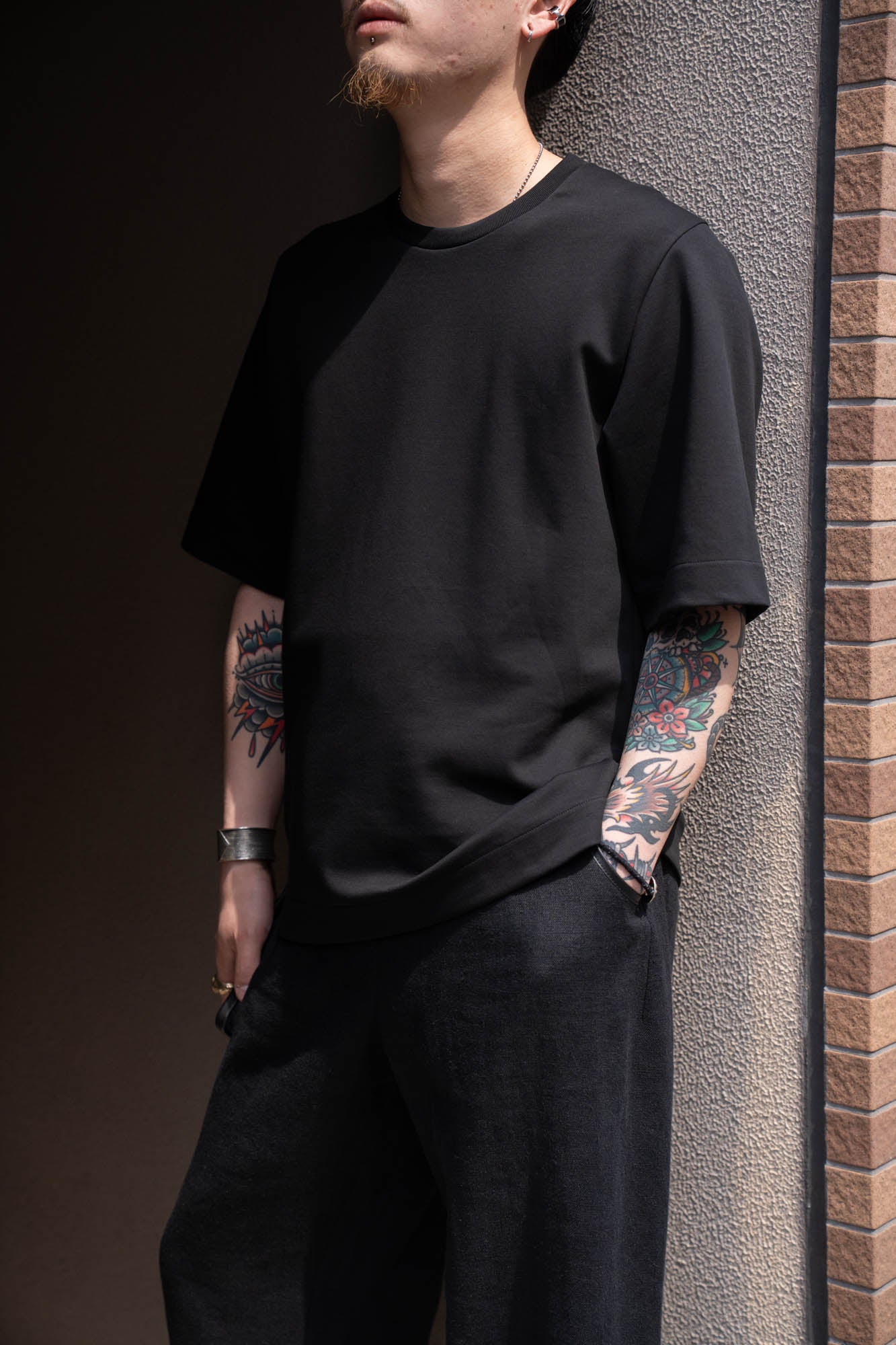 HALF-SLEEVED T-SHIRT