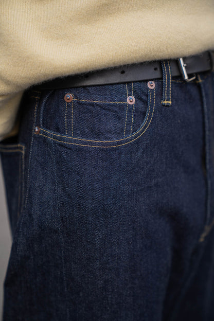 TWIST CUT DENIM JEANS(ST.1397)