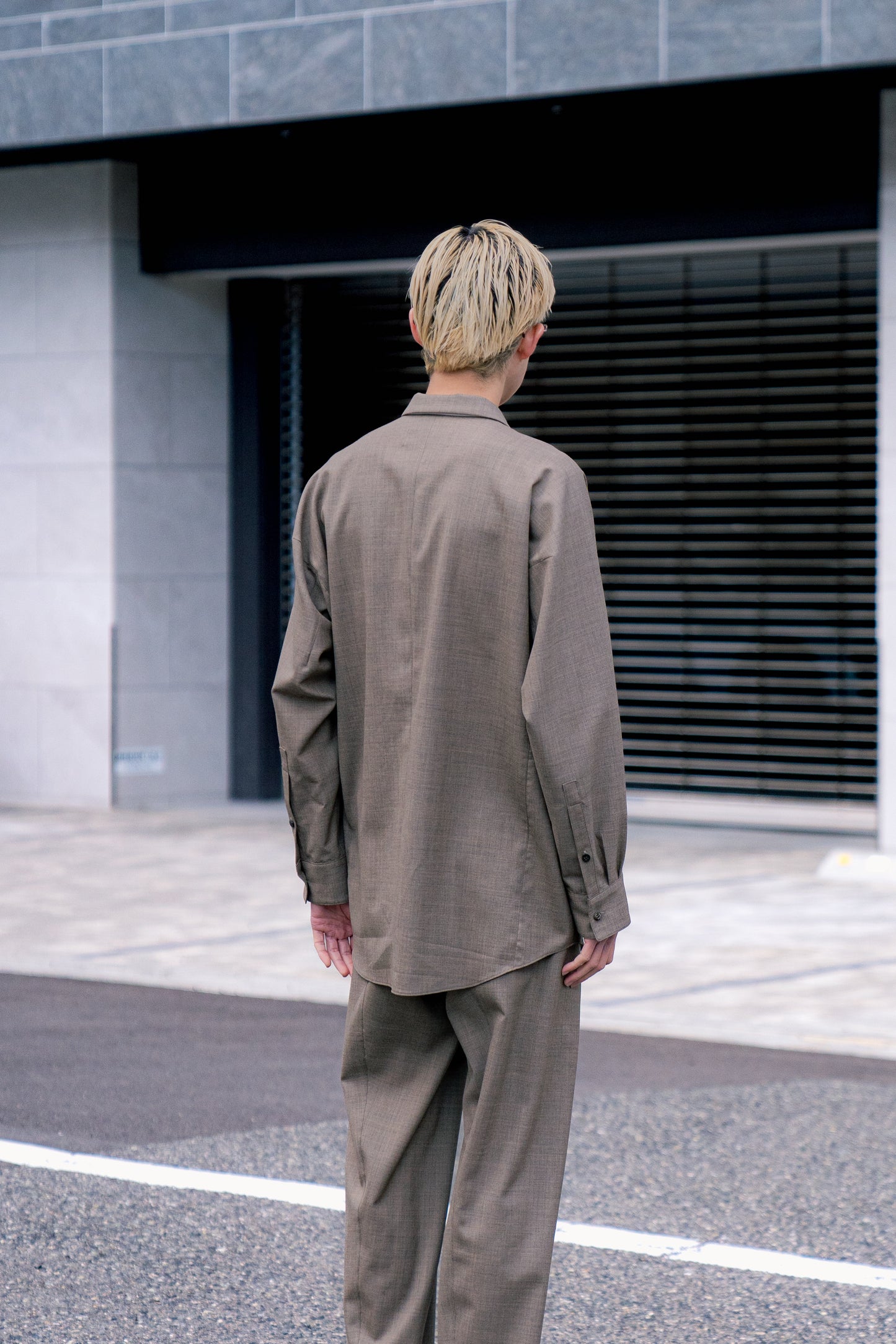 OVERSHIRT WITH NOTCHED LAPEL IN WOOL TROPICAL