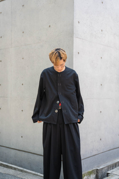 No-collar wool gabardine jacket
