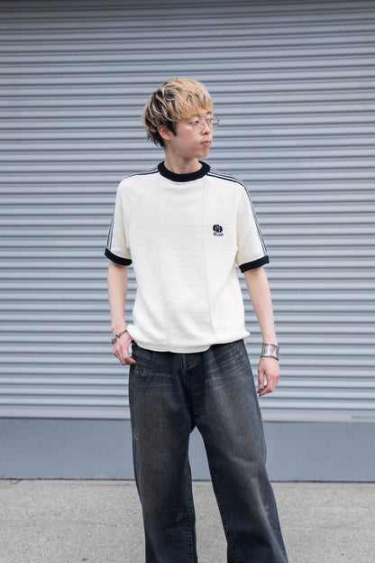 KNITTED TRAINING T-SHIRT