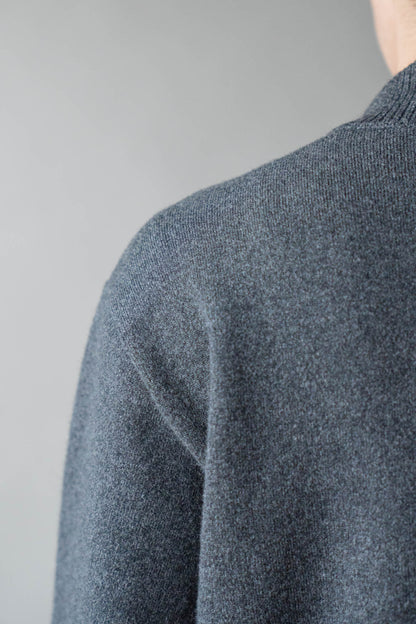 CREW NECK CARDIGAN