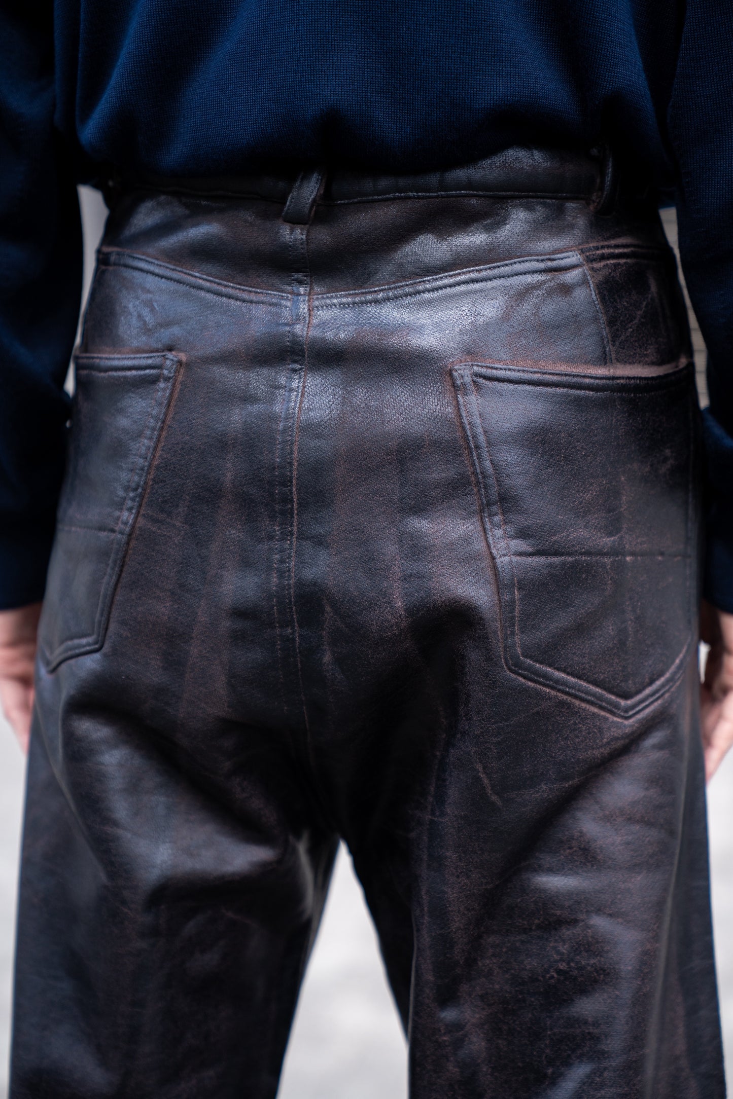 CRACKING COATED WIDE PANTS .14