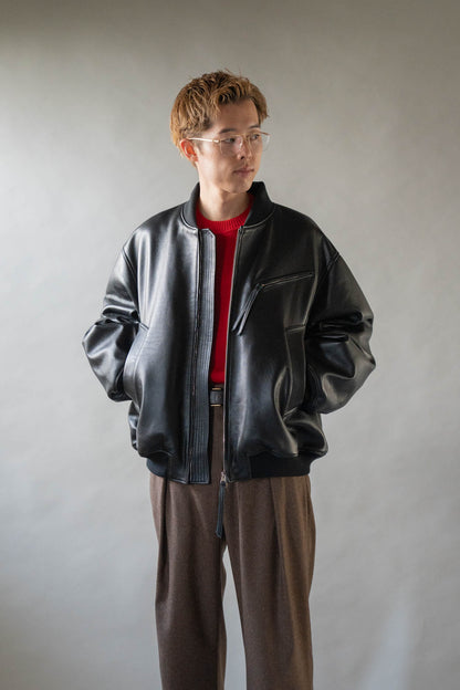 BOMBER JACKET